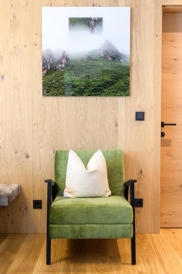 Haus St Anton - Incl Gratis Premium Sommerkarte Sankt Anton am Arlberg Esterno foto